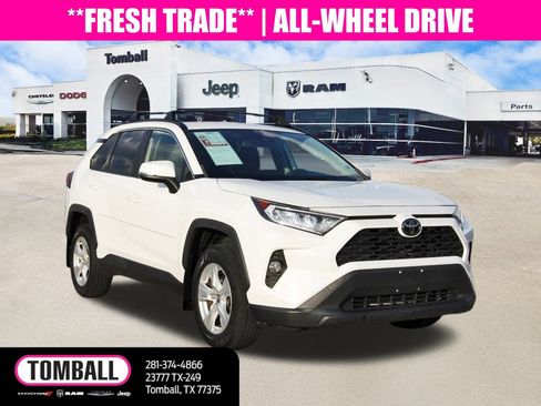 Used 2019 Toyota RAV4 XLE image 1