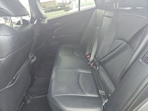 Used 2021 Toyota Prius Prime XLE image 10