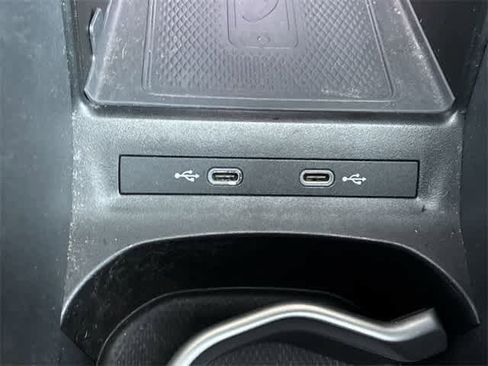 Used 2021 Volkswagen ID.4 Pro S image 33