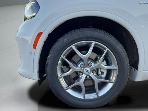 New 2026 Dodge Durango GT image 9