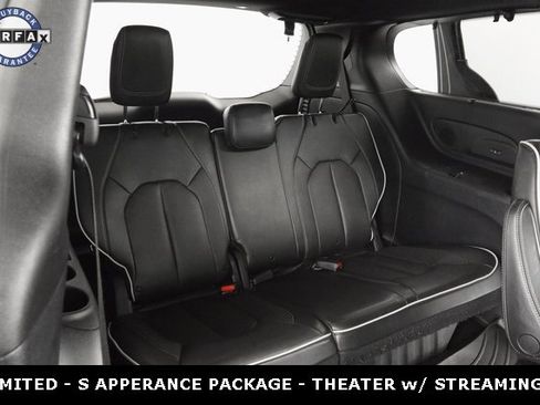 Used 2020 Chrysler Pacifica Limited w/ S Appearance Package image 14