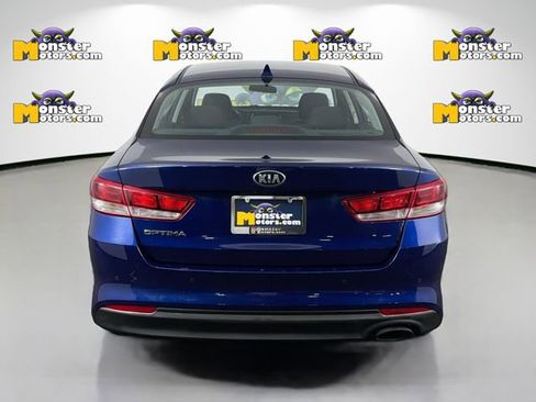 Used 2018 Kia Optima LX w/ 17" Alloy Wheels Package image 6