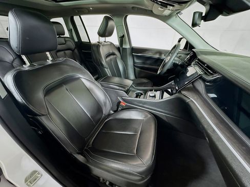 Used 2023 Jeep Grand Cherokee 4WD 4xe image 28