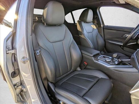 Used 2020 BMW 330i Sedan image 19