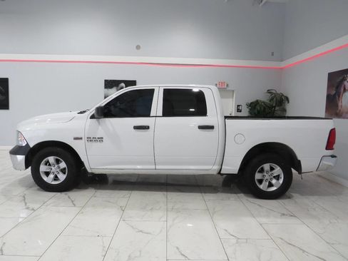 Used 2017 RAM 1500 Tradesman w/ Popular Equipment Group RWD image 3