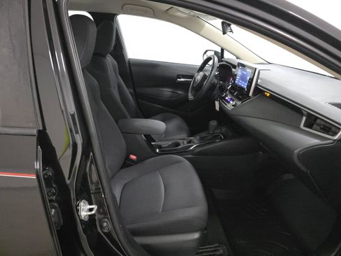 Used 2021 Toyota Corolla LE FWD image 13