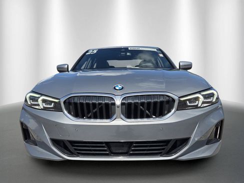 Certified 2025 BMW 330i Sedan RWD image 2