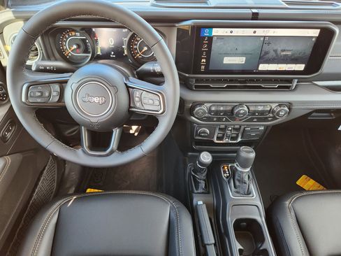 New 2026 Jeep Gladiator Sport image 29