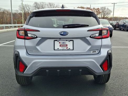 Certified 2025 Subaru Crosstrek 2.0i image 5