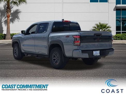 Used 2025 Nissan Frontier PRO-4X AWD/4WD image 8