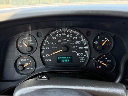 Used 2007 Chevrolet Express 3500 RWD image 27