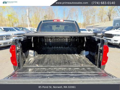 Used 2017 Toyota Tundra Platinum AWD/4WD image 9