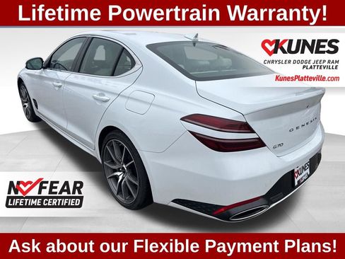 Used 2025 Genesis G70 2.5T image 7