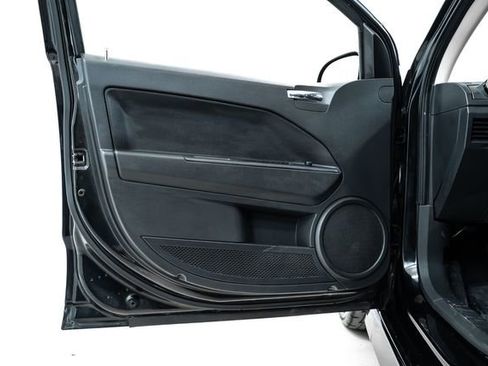 Used 2008 Dodge Caliber SRT-4 w/ SRT Option Group II image 16