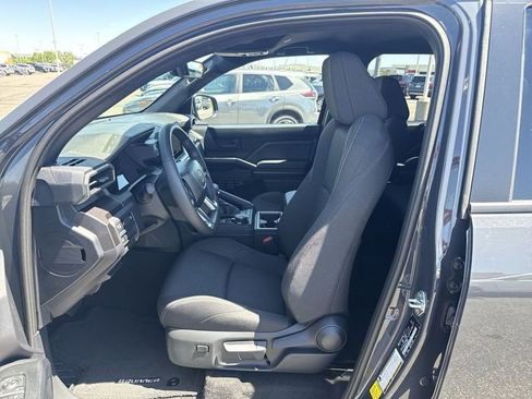 Used 2026 Toyota 4Runner SR5 AWD/4WD image 11