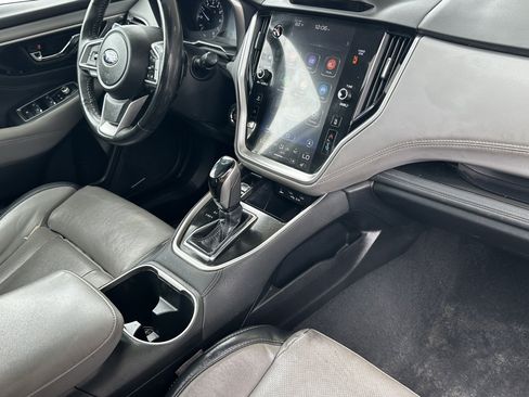 Used 2022 Subaru Outback Limited AWD/4WD image 16