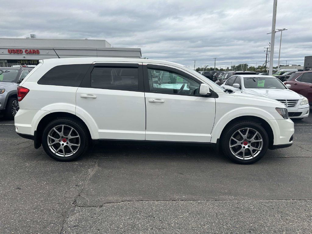 Used 2018 Dodge Journey GT w/ Driver Convenience Group AWD/4WD image 2