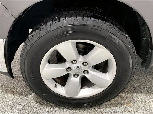 Used 2023 RAM 1500 Classic SLT image 35