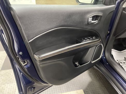 Used 2020 Jeep Compass Latitude image 10