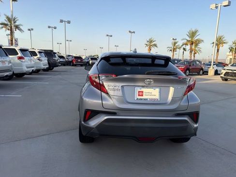 Certified 2019 Toyota C-HR Limited FWD image 6