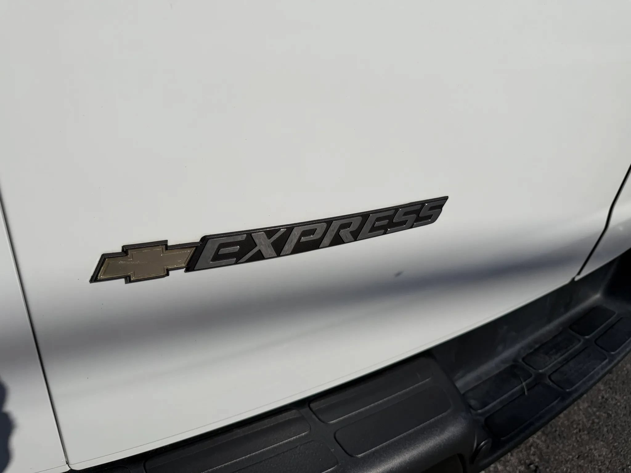 Used 2023 Chevrolet Express 2500 Extended w/ Driver Convenience Package RWD image 31