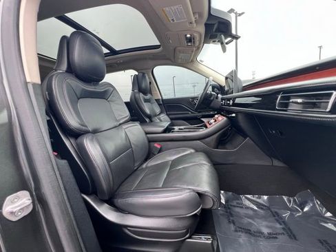 Used 2020 Lincoln Aviator Grand Touring w/ Equipment Group 302A AWD/4WD image 36