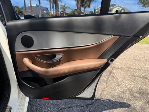 Used 2018 Mercedes-Benz E 300 image 19