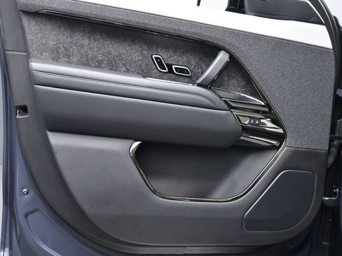 Used 2023 Land Rover Range Rover Sport First Edition image 9