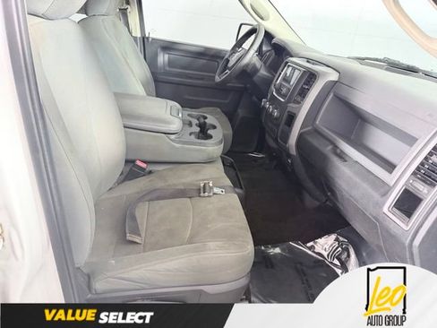 Used 2017 RAM 1500 Express AWD/4WD image 14