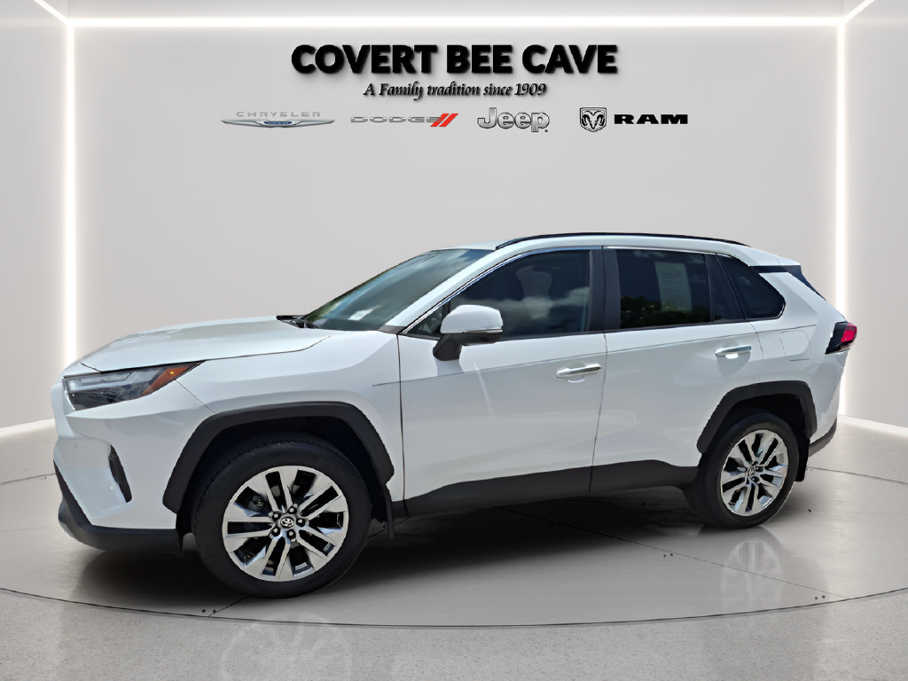 Used 2024 Toyota RAV4 Limited FWD image 4