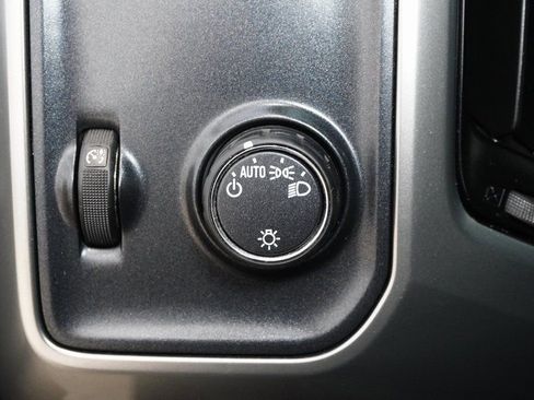 Used 2017 Chevrolet Silverado 1500 LT w/ Trailering Package image 17