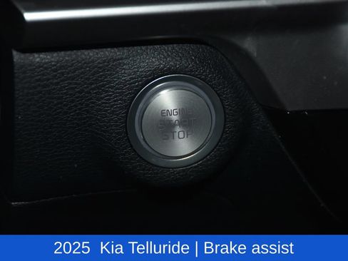 Used 2025 Kia Telluride S AWD/4WD image 14