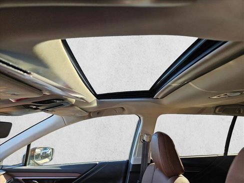 Used 2024 Subaru Outback Touring XT image 10