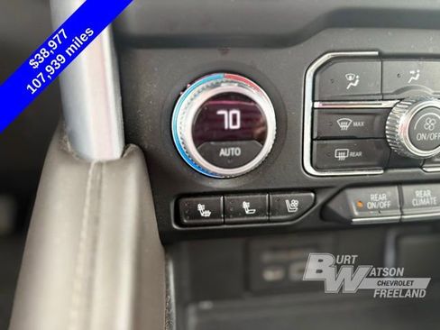 Used 2021 GMC Yukon XL SLT w/ SLT Luxury Plus Package AWD/4WD image 21