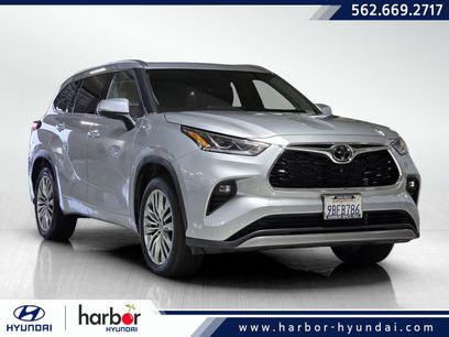 Used 2022 Toyota Highlander Platinum