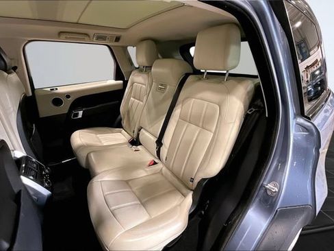 Used 2019 Land Rover Range Rover Sport HSE AWD/4WD image 28