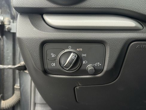 Used 2017 Audi A3 e-tron Premium w/ Sport Package image 17