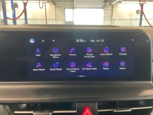 Certified 2024 Kia Seltos EX AWD/4WD image 16