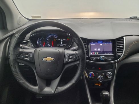 Used 2020 Chevrolet Trax LS w/ Tint and Cruise Package AWD/4WD image 22