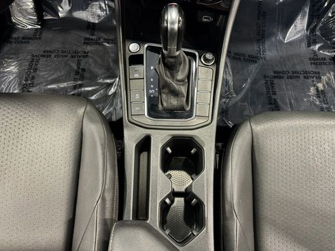 Used 2019 Volkswagen Jetta R-Line FWD image 23