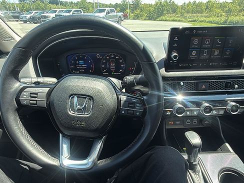 Used 2024 Honda Civic Touring image 26