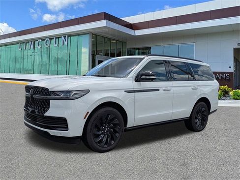 New 2025 Lincoln Navigator Reserve w/ Jet Appearance Package image 8