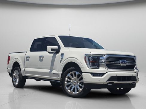 Certified 2022 Ford F150 Limited AWD/4WD image 2