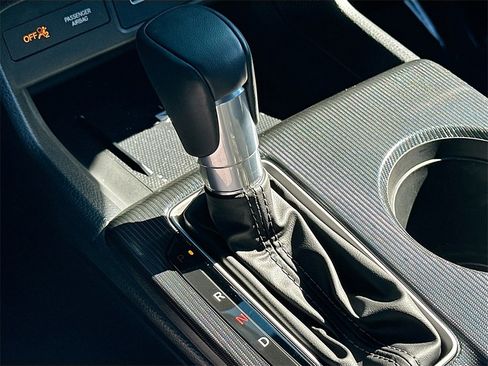 Used 2025 Honda Civic Sport image 16
