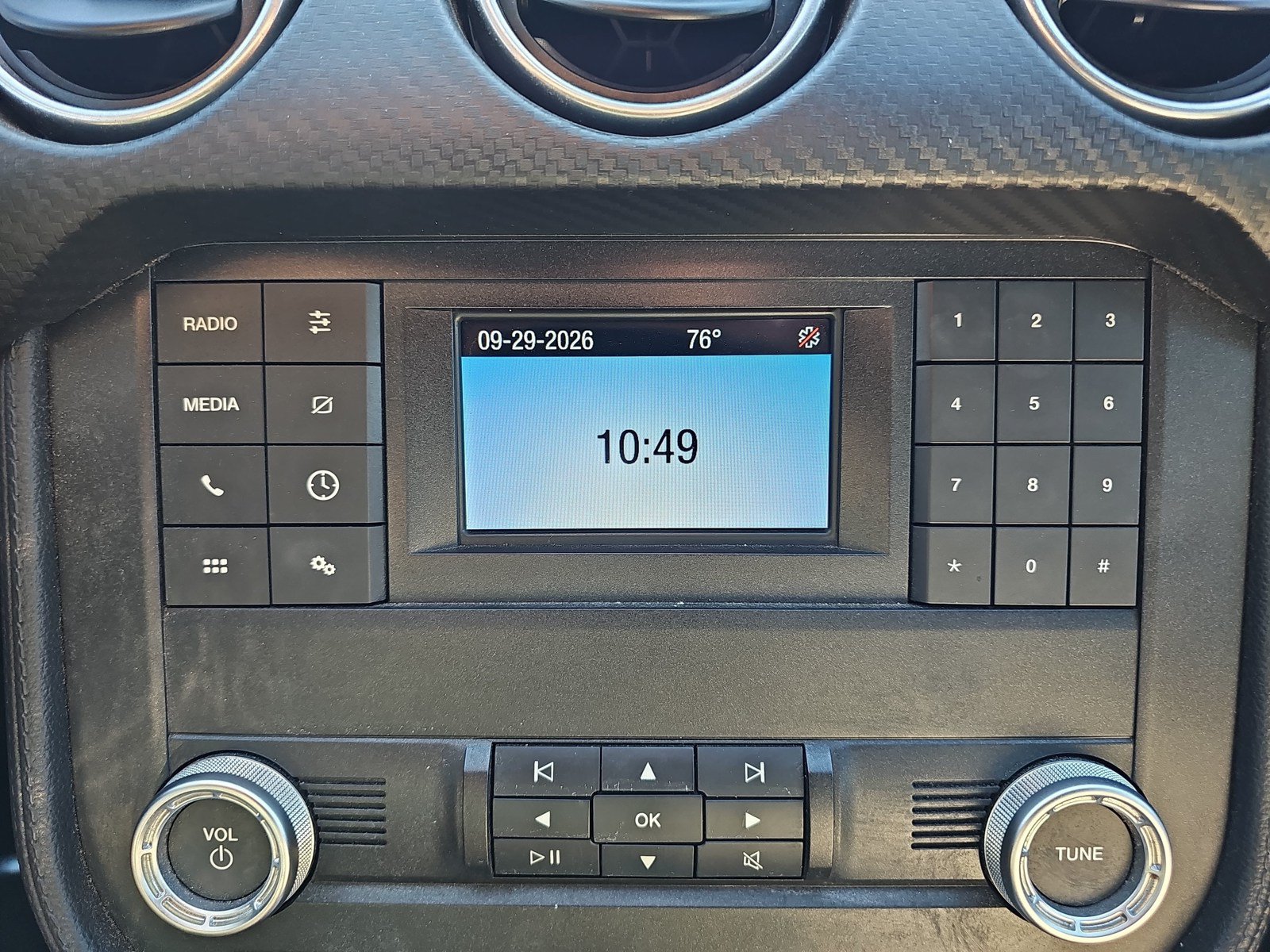 Used 2019 Ford Mustang Convertible RWD image 17
