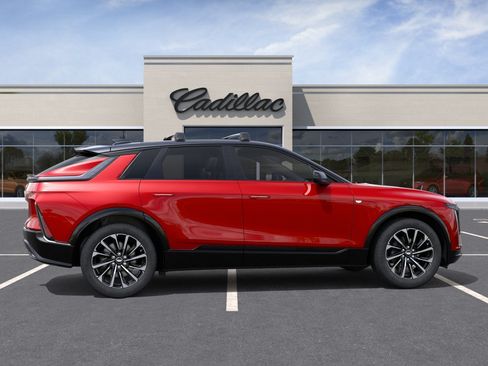 New 2026 Cadillac Lyriq Sport AWD/4WD image 5
