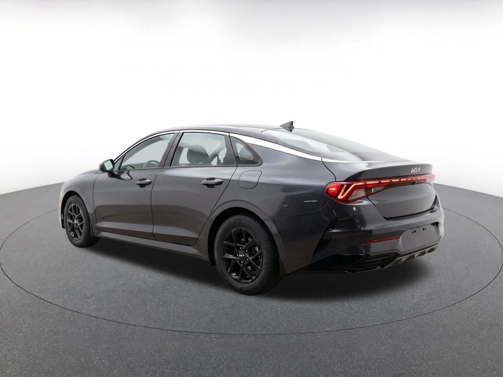 Used 2025 Kia K5 LXS FWD image 6