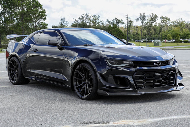 Used 2017 Chevrolet Camaro ZL1 RWD image 10