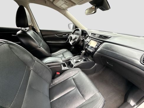 Used 2017 Nissan Rogue SL image 30