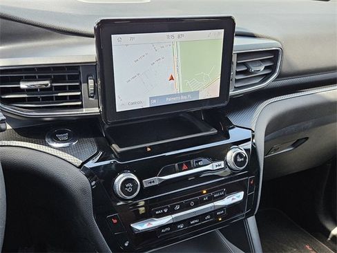 Used 2022 Ford Explorer ST-Line w/ Class IV Trailer Tow Package image 18